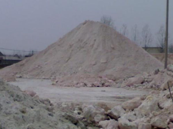 膨潤(rùn)土的用途與作用,膨潤(rùn)土中水分的三種形態(tài)